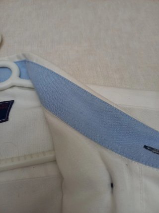 Camisa de vestir blanca para hombre