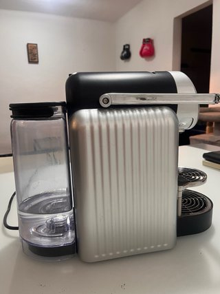 Cafetera Nespresso Zenius Profesional