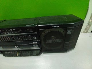 Radio Casete Sanyo Retro Negro/Gris
