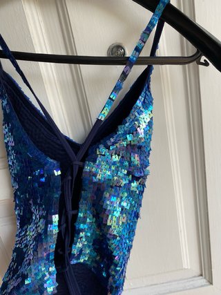 Top lentejuelas azul y morado