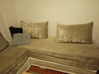 Sofá Marroquí Beige y Dorado