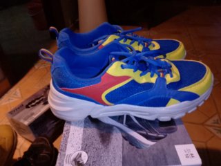 Zapatillas Crivit Azul y Amarillo Talla 43