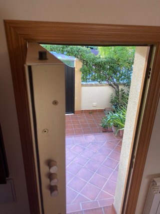 Puerta blindada madera