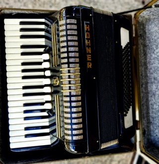 Acordeón Hohner Verdi II