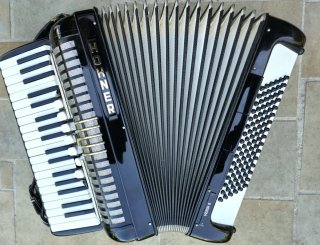 Acordeón Hohner Verdi II
