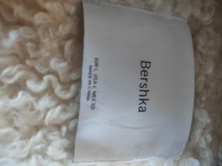 Abrigo Bershka camel con borreguito