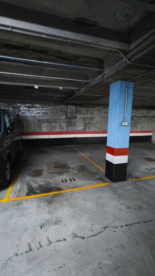 Piso exterior c Llano, Cruces con garage