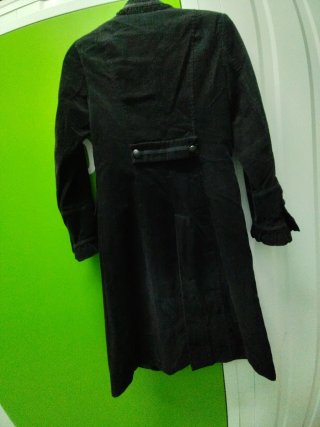 Chaqueta de pana tres cuartos negra pana