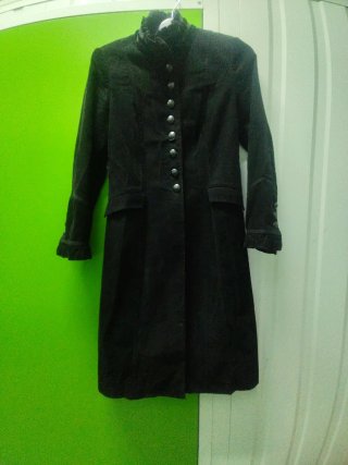 Chaqueta de pana tres cuartos negra pana