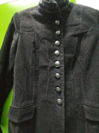 Chaqueta de pana tres cuartos negra pana