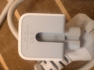 Cargador Apple + Adaptador EU