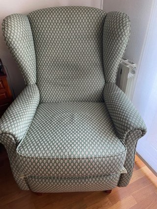 Butaca sillón salón tela beige y verde