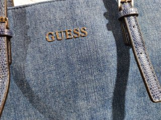 Bolso Guess Azul Denim Acolchado