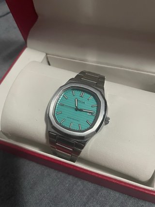Reloj RSGA color plateado con esfera azul Tiffany