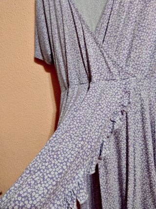 Vestido Pull&Bear floral talla L