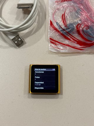 iPod Nano 16GB 6ta Gen A1366 Dorado