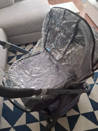Capazo Uppa Baby Cruz V1 + Mosquitera y Burbuja