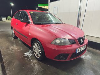 SEAT Ibiza 1.4 16V gasolina – 2007 – 255.000 km