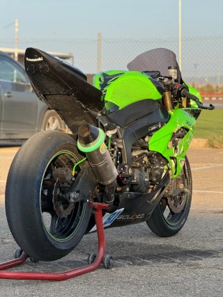 Kawasaki ZX6R 2011 Circuito Full Ohlins