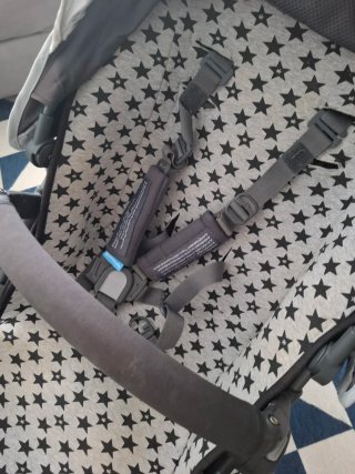 Silla UPPAbaby Cruz V1 + mosquitera y burbuja