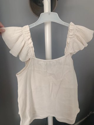 Top Primark beige volantes
