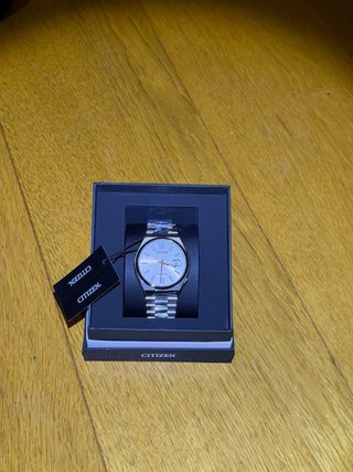 Reloj Citizen Plata y Blanco