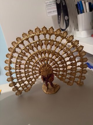 Figura Pavo Real Perlas Metal Dorado