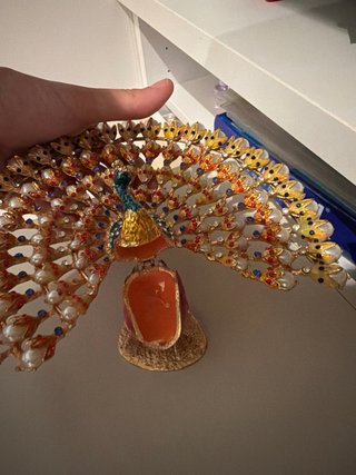 Figura Pavo Real Perlas Metal Dorado