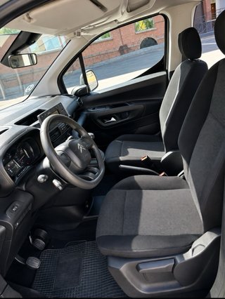Citroen Berlingo 2021 doble puerta lateral