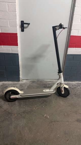 Patinete 180€ Eléctrico Blanco
