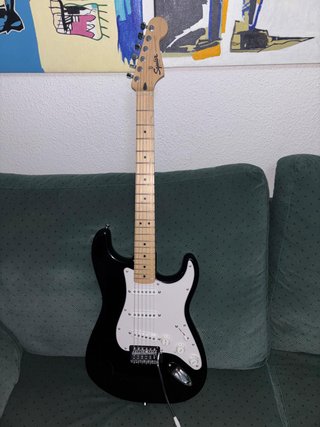 Guitarra Eléctrica Squier Stratocaster