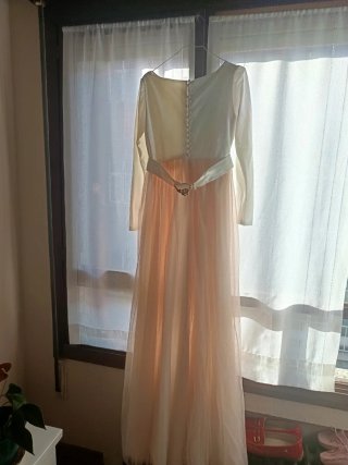 Vestido de Novia Rosa y Blanco