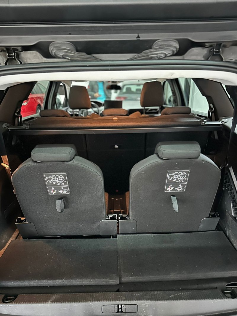 Peugeot 5008 2021, foto 8