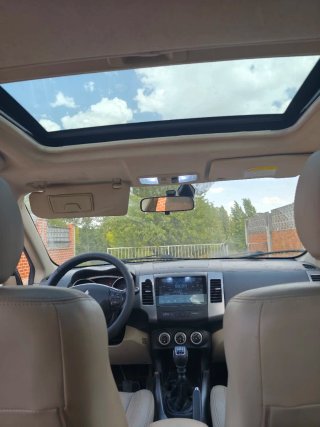 Mitsubishi Outlander 7 plazas
