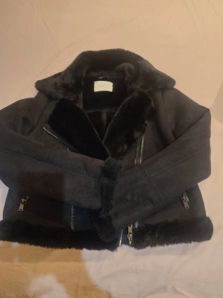 Chaqueta Stradivarius Negra Talla S