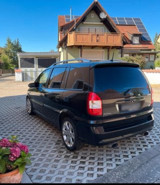 Opel Zafira 2004