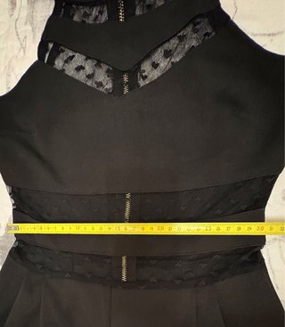 Mono corto mujer negro