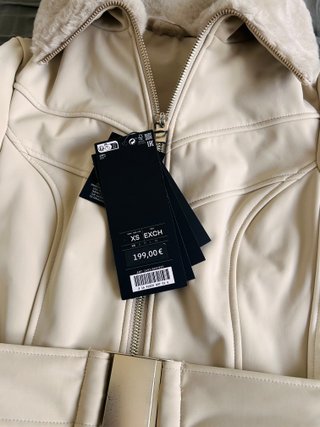 Mono de esquí Oysho beige Talla XS