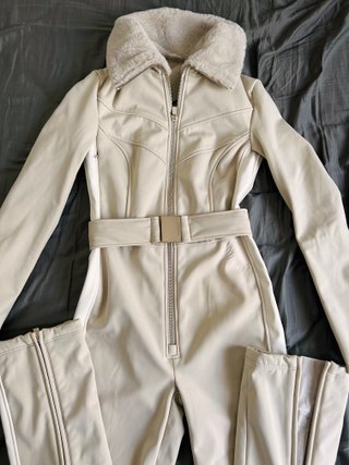 Mono de esquí Oysho beige Talla XS