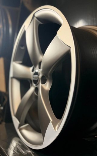 Llantas 19” Audi A4 Modelo Rotor Originales