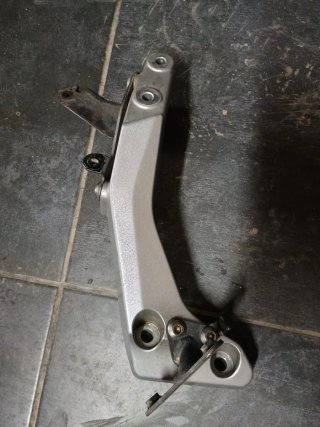 Soporte Derecho Kawasaki Z750 2008
