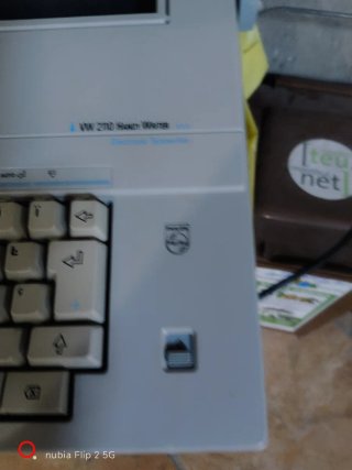 Máquina de escribir Philips VW 2110