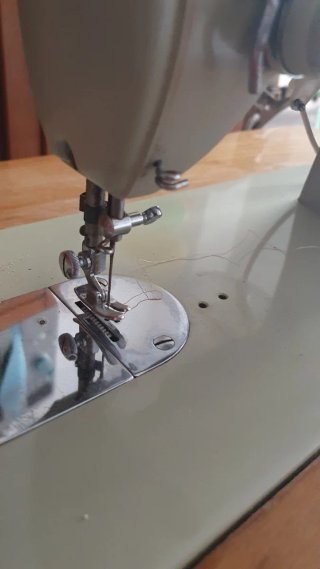 Máquina de coser antigua Wertheim