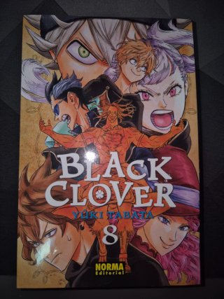 Lote de mangas de Black Clover