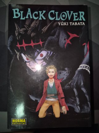 Lote de mangas de Black Clover