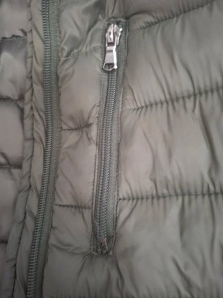 Chaleco acolchado verde caqui talla 40