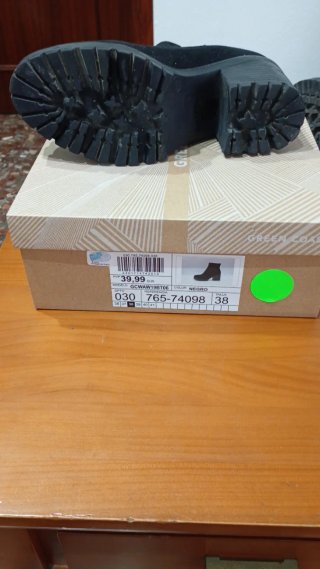 Botín tacón negro talla 38
