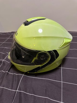 Casco de moto amarillo brillante talla L