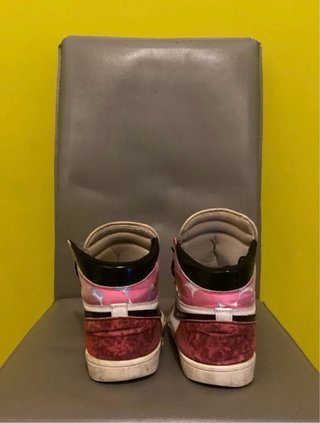 Air Jordan 1 Spider-Verse Rosso Bianco