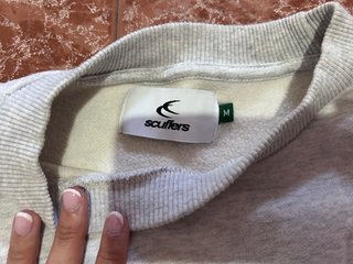 Sudadera Scuffers Gris
